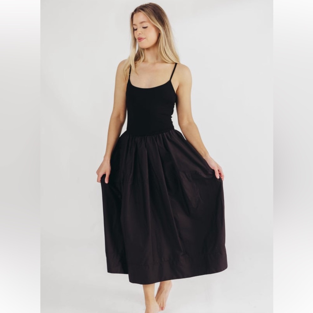 NWT Emily Midi Dress Black Size Small